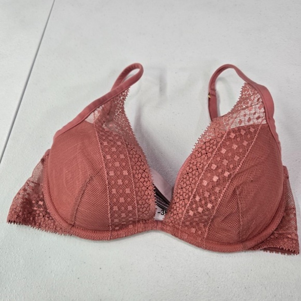Victoria's Secret Women Bra 32D Orange Incredible Plunge Lace Underwire